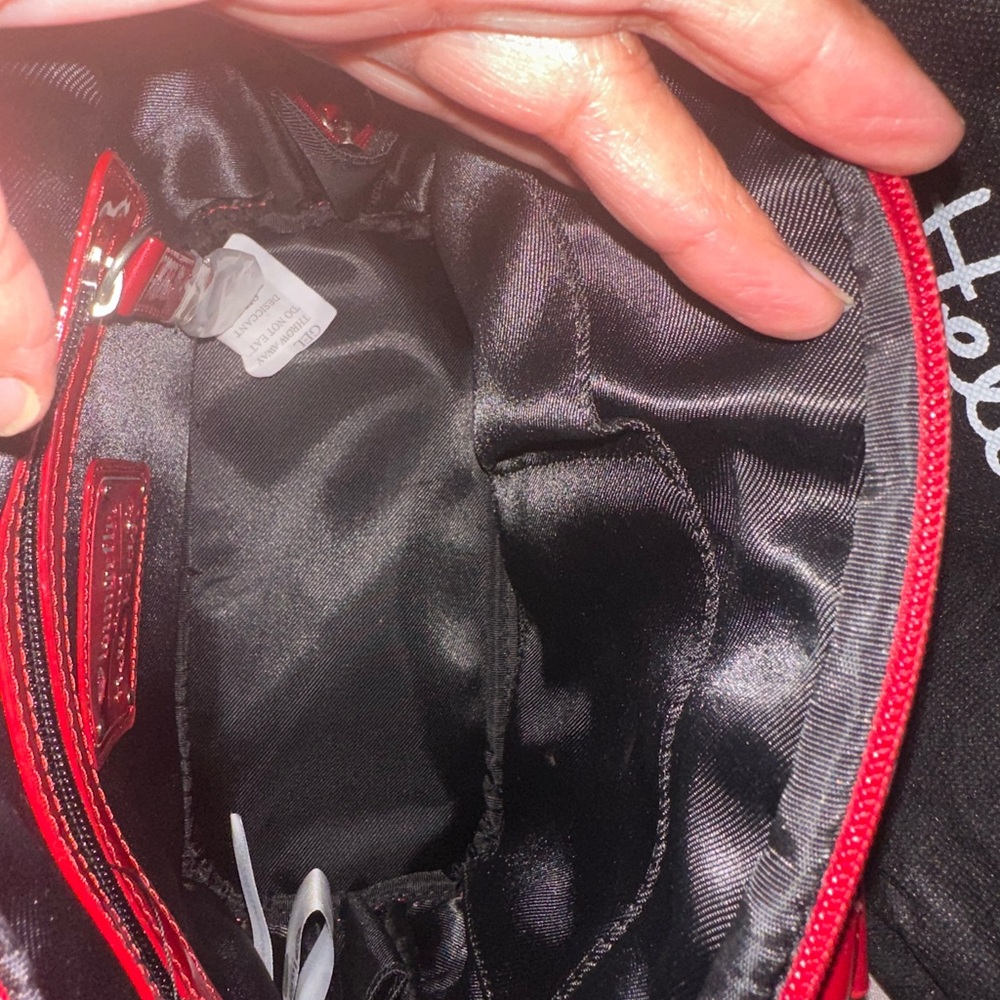 Hello Kitty Red Mini Bag Collection - Picture 3 of 4